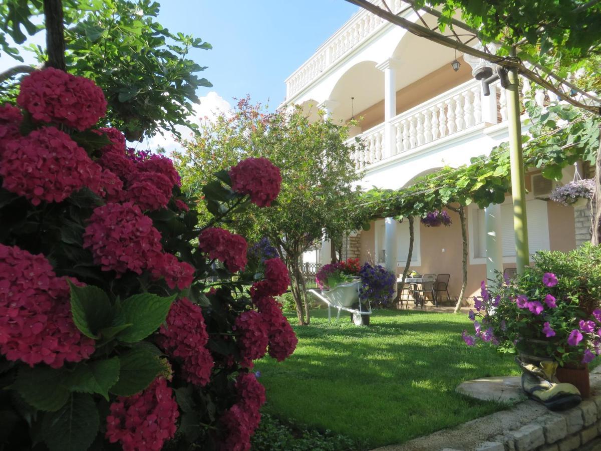 Beach Apartment Roza Biograd Oneroom - Premium Location Biograd Na Moru Exterior photo